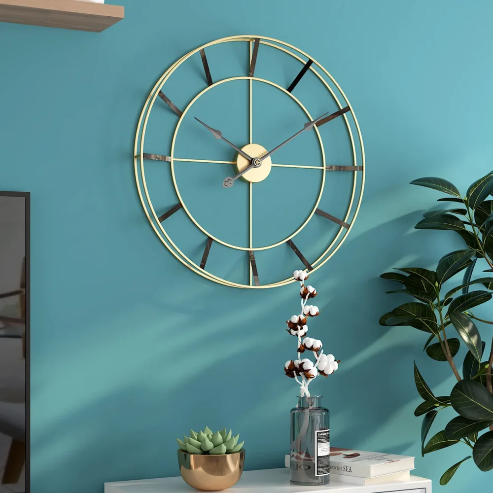 Minimalist Iron Wall Clock - Peacock & Owl