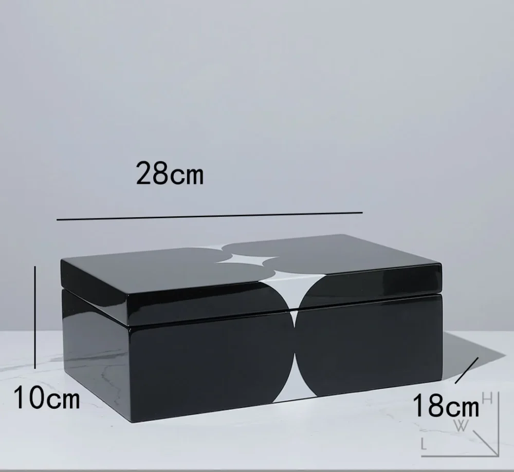 Decorative Black & White Lacquer Display Box - Image 6