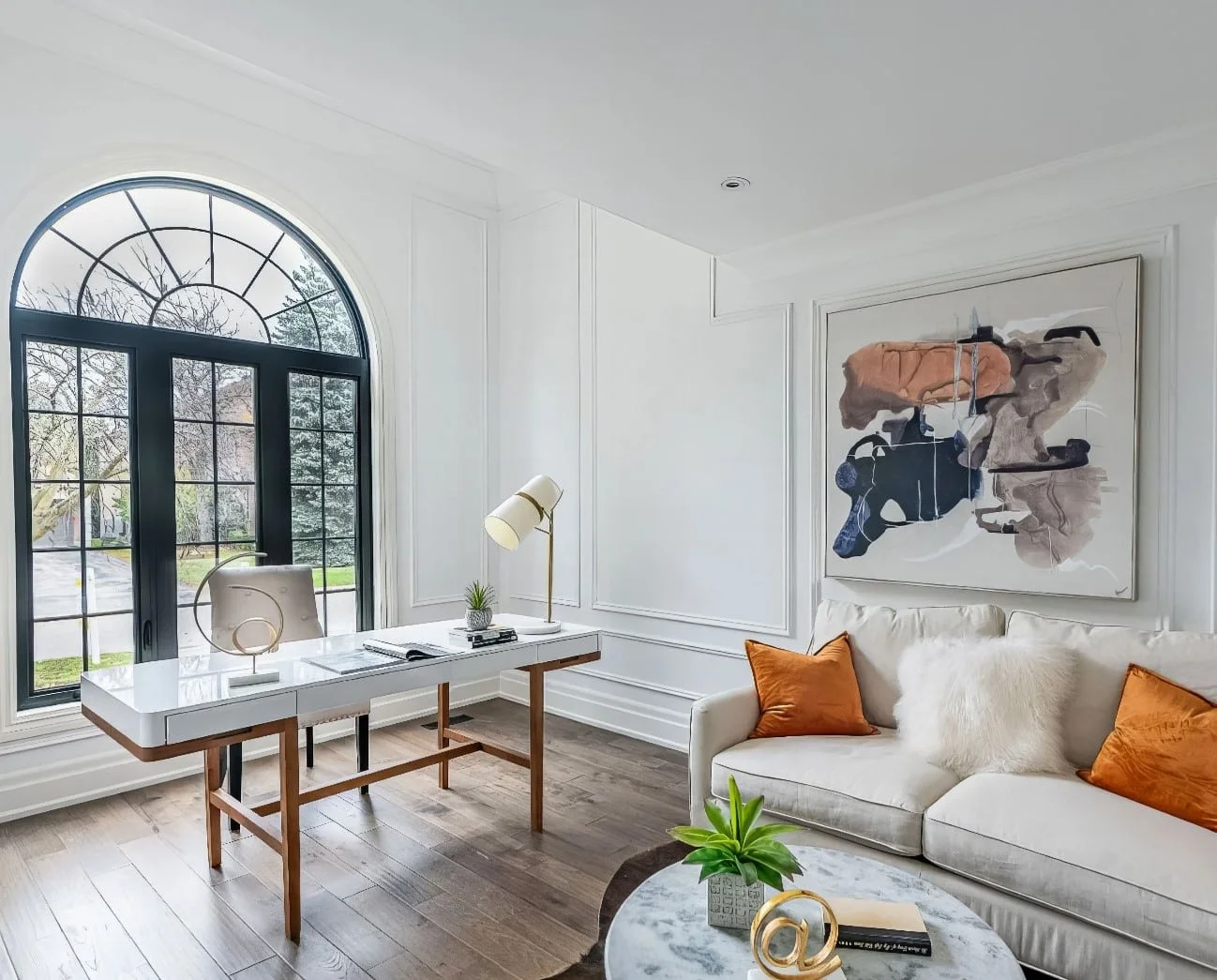 Selecting the Perfect Size Sofa: A Guide to Finding the Ideal Fit